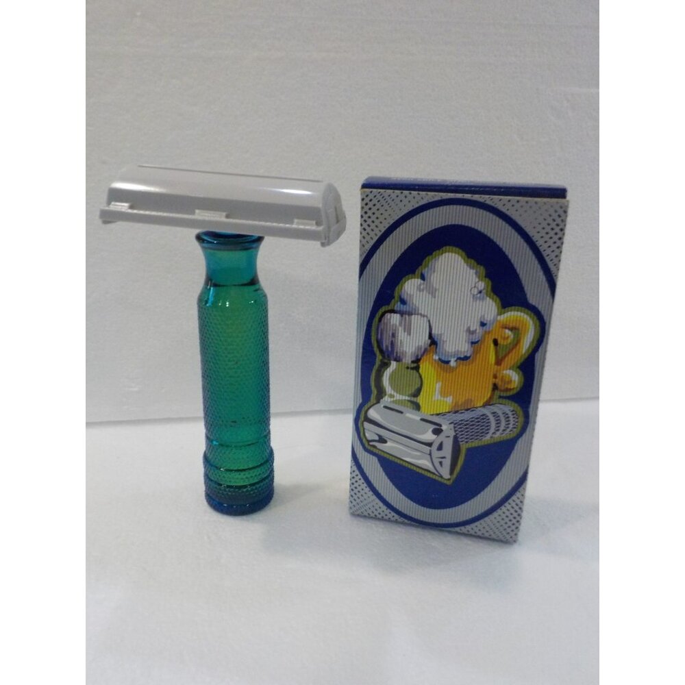 Vintage Avon Super Shaver Blue Glass Spicy After Shave Lotion 4 fl oz Decanter